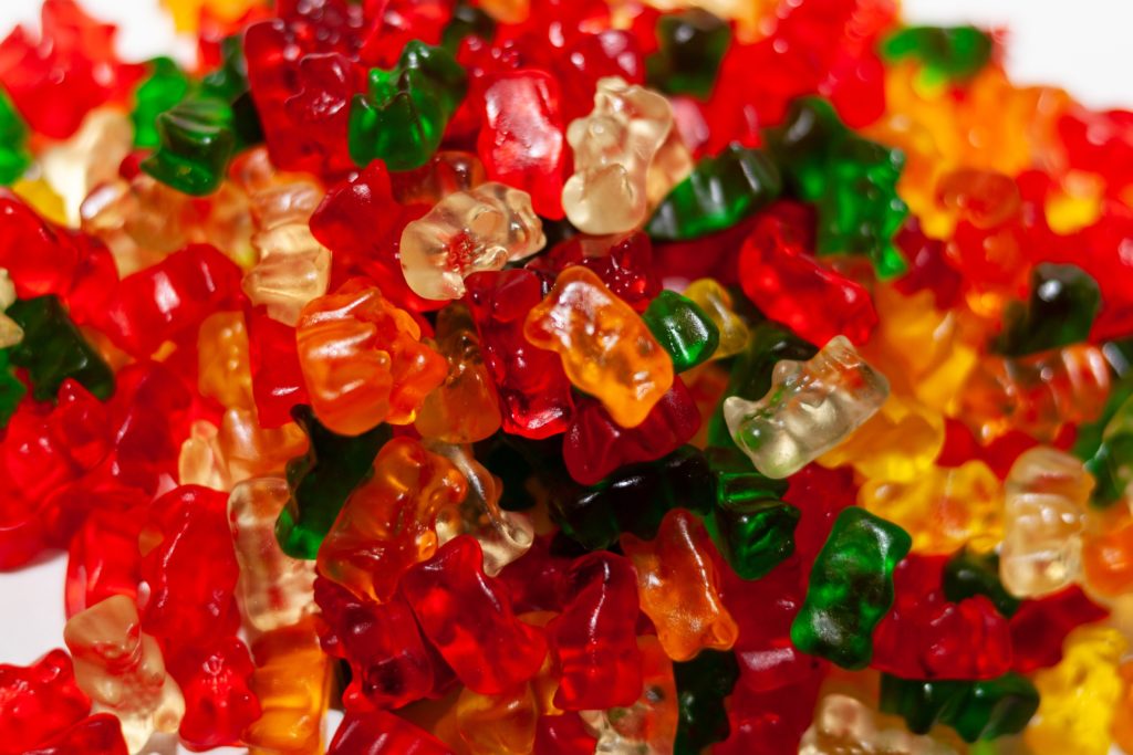 Make vegan CBD gummies. Gummy Bears