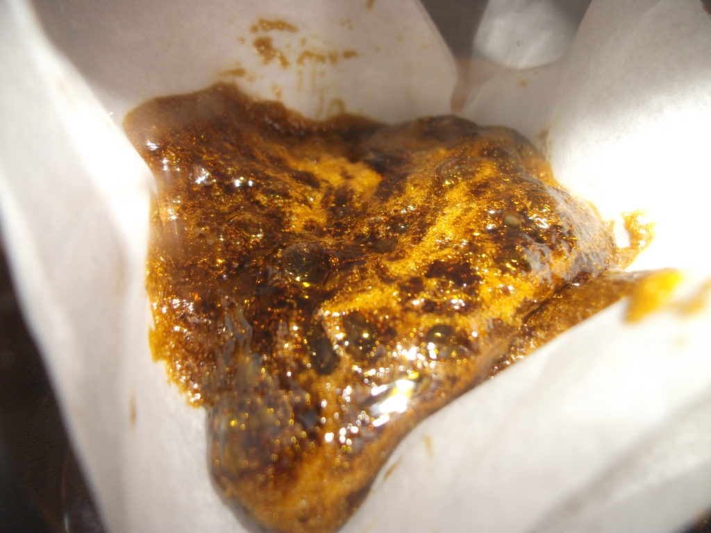 The easiest way to make bho shatter with vacuum purge