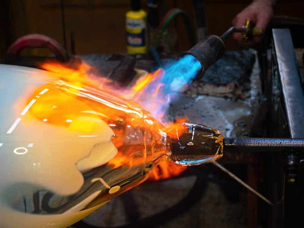 HOW TO MAKE A GLASS PIPE WITH A TORCH