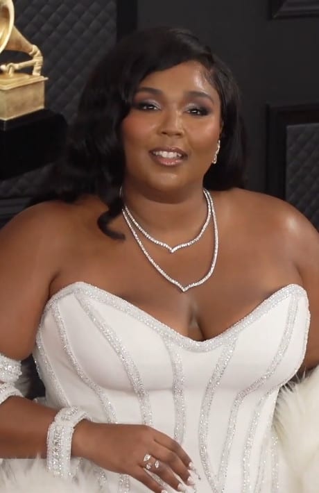 Lizzo singer at the grammy's 